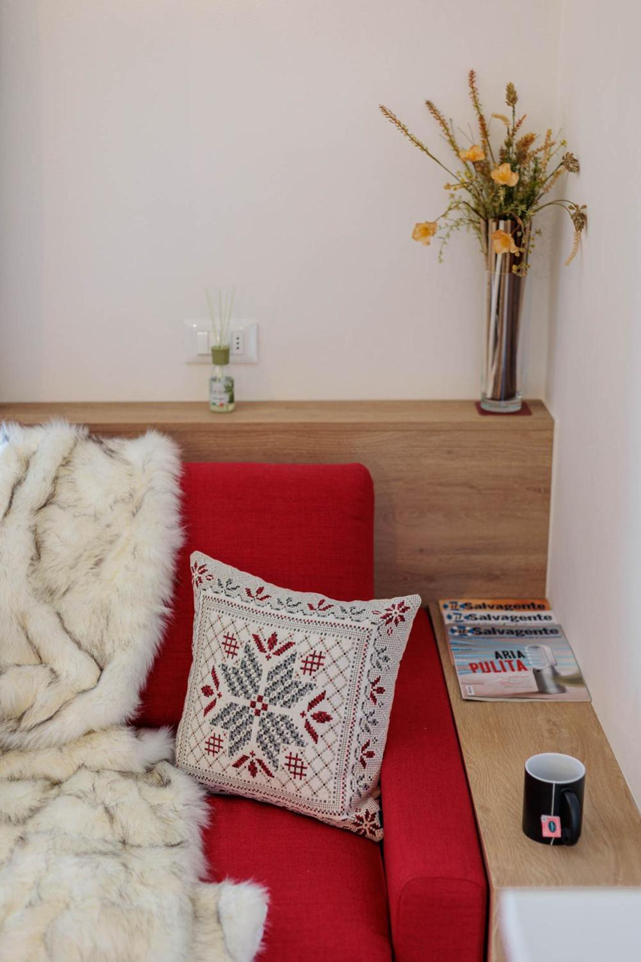 Revo Apartments - Rocca Fiorita อาปริกา ภายนอก รูปภาพ